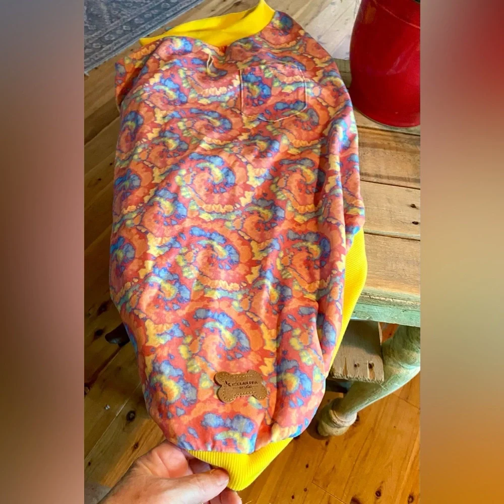 🐾Koolaburra by UGG Tie Dyed Dog Shirt🐾